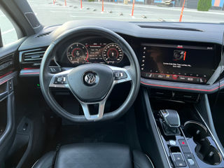 Volkswagen Touareg foto 5