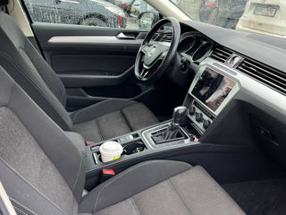 Volkswagen Passat foto 8