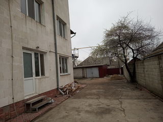 Apartament cu suprafaţa de 91 m.p., situat mun. Bălţi, str. Kiev 127,ap.2, şi terenul aferent foto 2