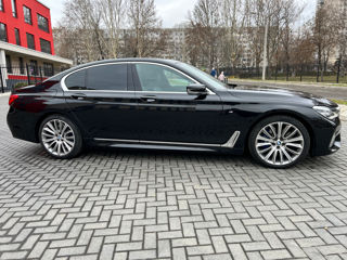 BMW 7 Series foto 8