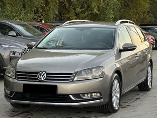 Volkswagen Passat foto 1