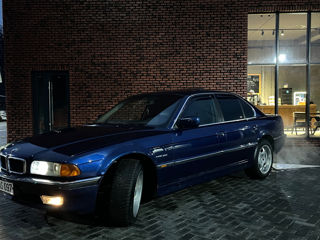 BMW 7 Series foto 7