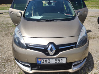 Renault Grand Scenic foto 2