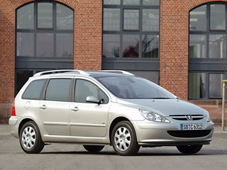 Peugeot 307 2004 год на запчасти. Кузов с документами. Можно в сборе и по запчастям.  Пока есть Все. foto 4
