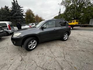 Toyota Rav 4 foto 3