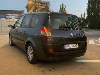 Renault Grand Scenic foto 5