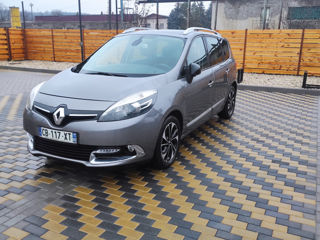 Renault Grand Scenic foto 3