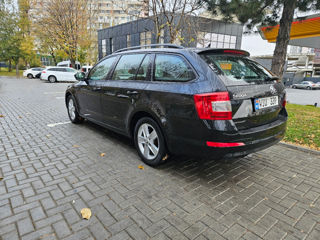 Skoda Octavia foto 3