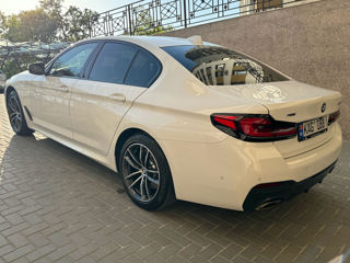 BMW 5 Series foto 4