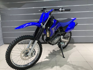 Yamaha TT-R 125 foto 3