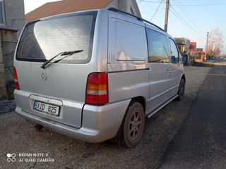 Mercedes Vito foto 2