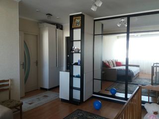 Urgent!Apartament spatios, curat si luminos. foto 4