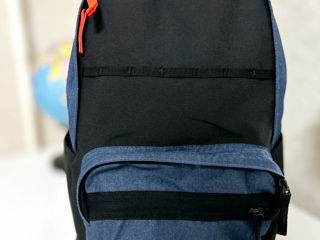 Новый рюкзак adidas для спорта, лёгкий и вместительный