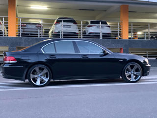 BMW 7 Series foto 3