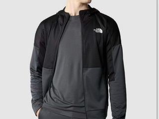 Costum sportiv north face original foto 2