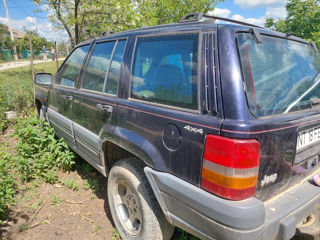 Jeep Grand Cherokee фото 0