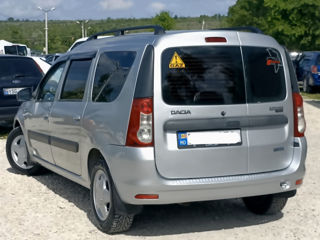 Dacia Logan foto 4