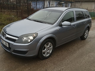 Opel Astra foto 2