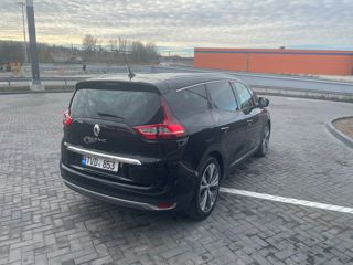 Renault Grand Scenic foto 2