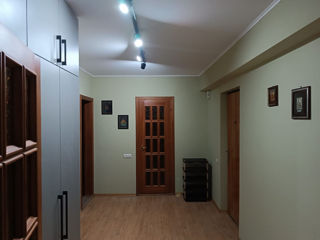 Se oferă spre chirie apartament cu o cameră foto 2