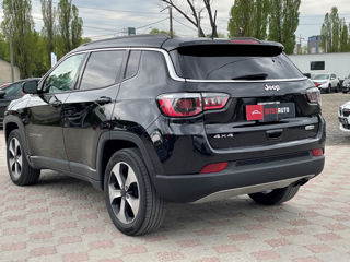 Jeep Compass foto 7