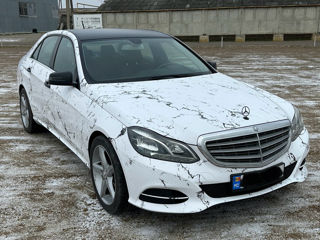 Mercedes E-Class foto 2