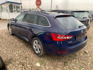 Skoda Superb foto 6