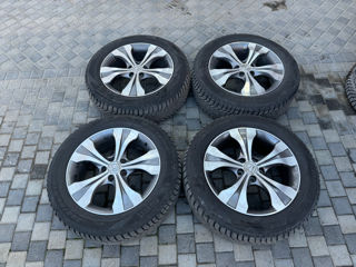 Jante honda cr-v plus cauciucuri iarna pirelli 225/60/r18 foto 1