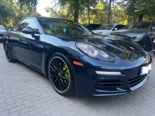 Porsche Panamera foto 2