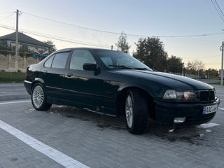 BMW 3 Series foto 1