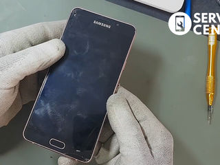 Samsung Galaxy A7 2016 ( SM-A710FZDDSEK) Стекло разбил, пришел, заменил! foto 1