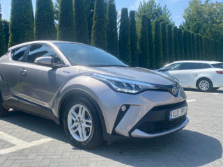 Toyota C-HR foto 8