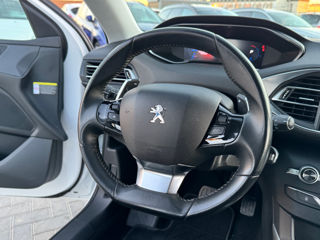 Peugeot 308 foto 9