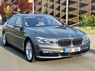 BMW 7 Series foto 2