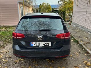 Volkswagen Passat foto 4