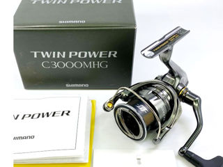 Катушки Shimano 2024 Twin Power 2500s, C3000, 3000MHG, 4000, 4000PG foto 2