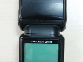 Nikon Speedlight SB-900 foto 2