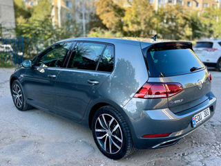 Volkswagen Golf foto 2