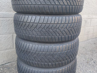 Продам четыре ската              Dunlop            215/60/16