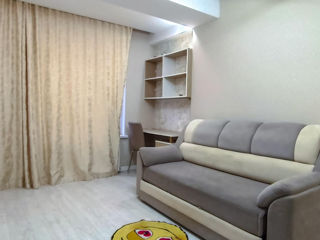 Apartament cu 4 camere, 120 m², Botanica, Chișinău foto 2