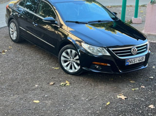 Volkswagen Passat CC foto 2