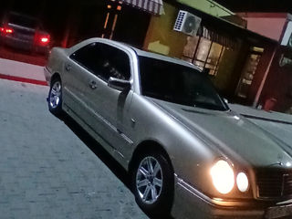 Mercedes E-Class