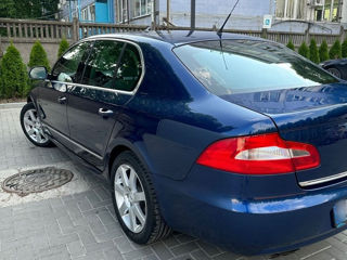 Skoda Superb foto 4