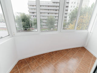 Apartament cu 2 camere, 68 m², Poșta Veche, Chișinău foto 5