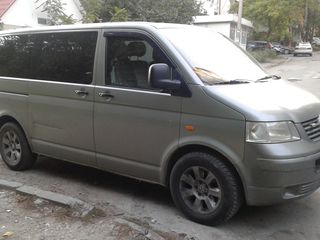 Volkswagen Transporter foto 1