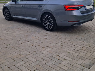 Skoda Superb foto 3