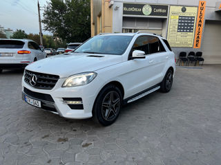 Mercedes M-Class foto 2