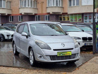 Renault Grand Scenic foto 3