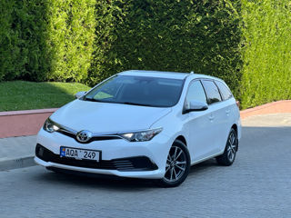 Toyota Auris foto 2