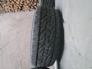 Anvelope de iarna 265/65R17 stare ideala foto 2